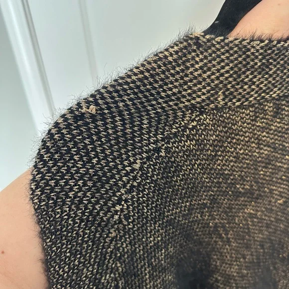 The Softest Women's Sleeping on Snow Metallic Shawl - Picture 6 of 11